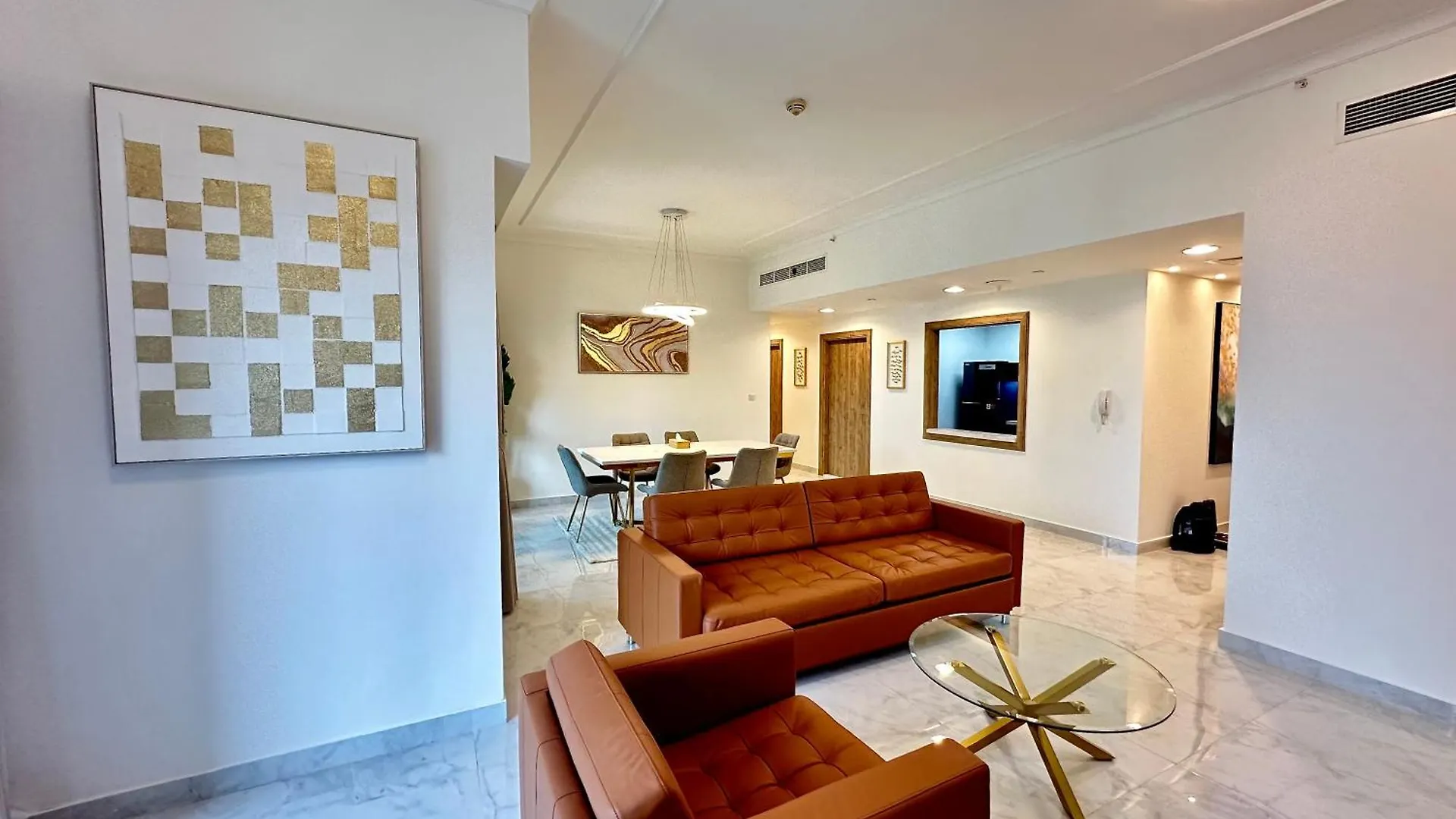 Lux Bnb I Executive Tower I Ocean View Dubai Apartment