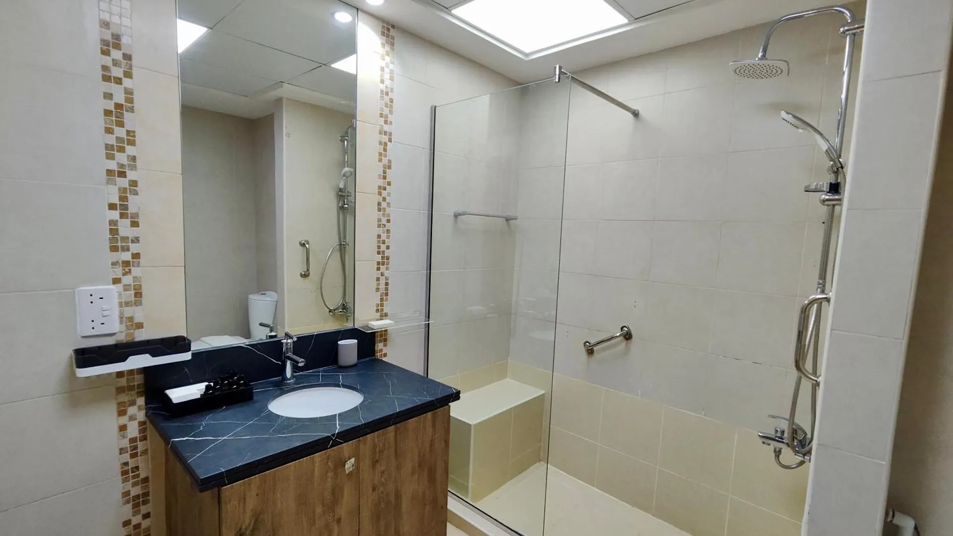 Lux Bnb I Executive Tower I Ocean View Dubai Apartment