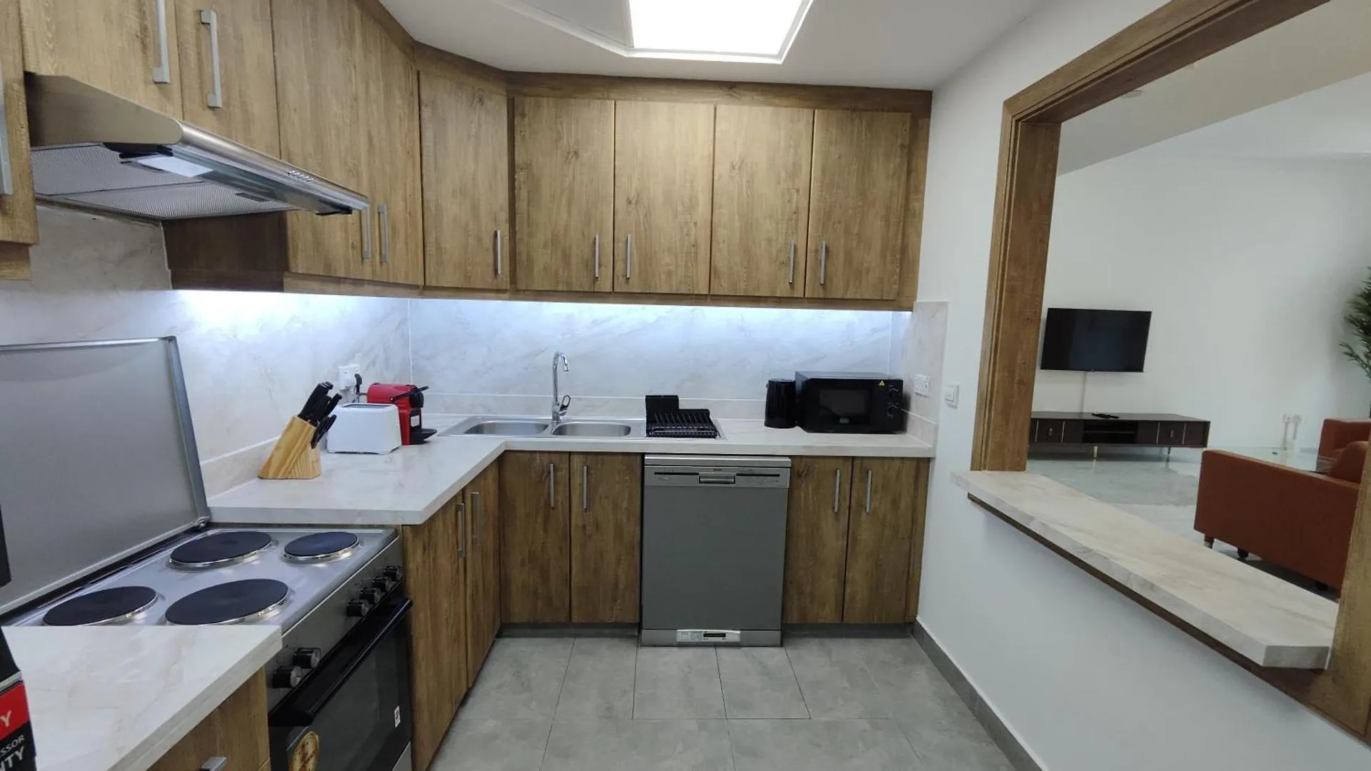 Apartment Lux Bnb I Executive Tower I Ocean View Dubai